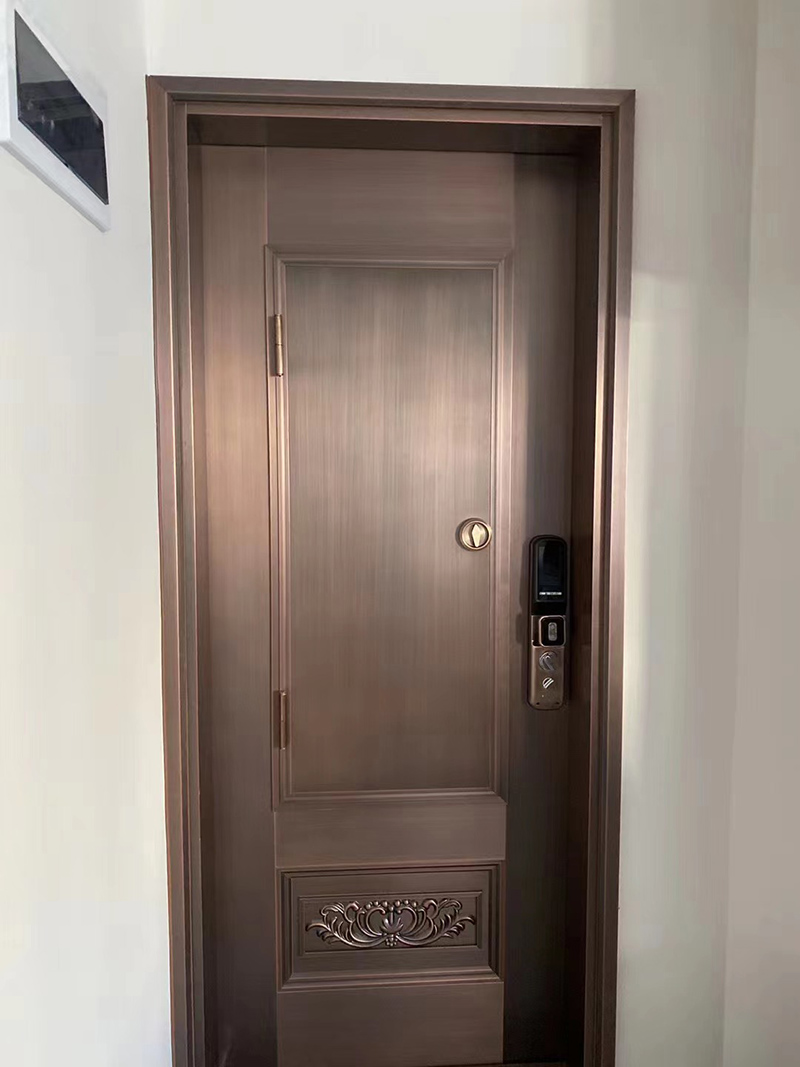 ͭ8